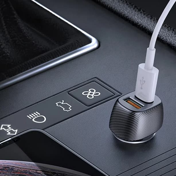 Incarcator auto cu 1 port PD/Type C si 1 port USB, maxim 3A, insertie aspect carbon, negru — varianta 3