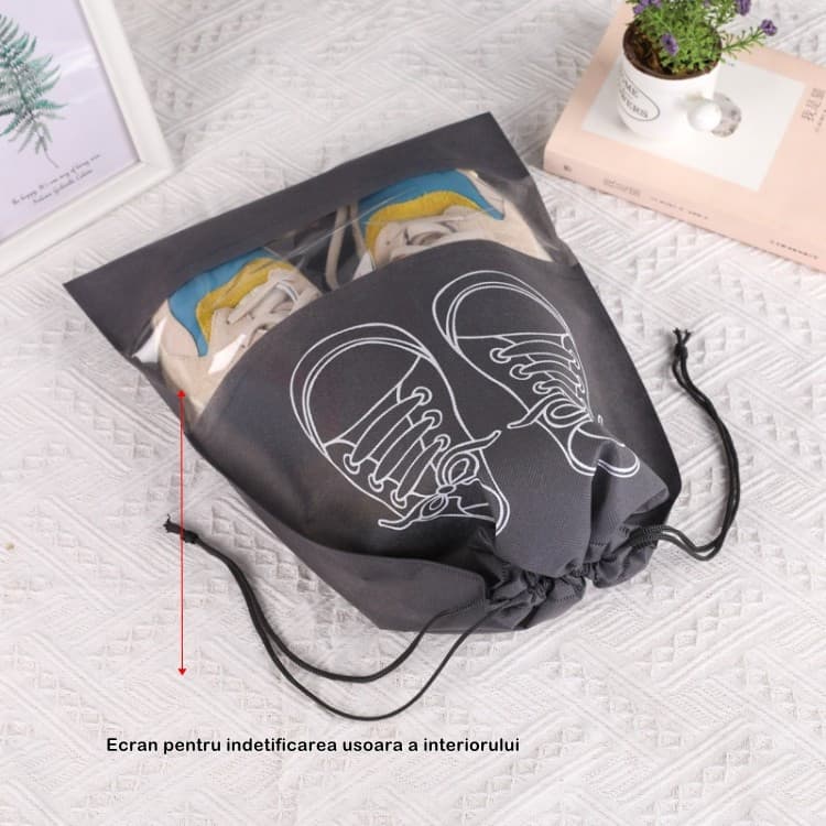 Sac depozitare incaltaminte, pentru voiaj sau depozitare, rezistent la praf, compatibil cu masina de spalat, 27 x 36 cm, gri deschis — varianta 2
